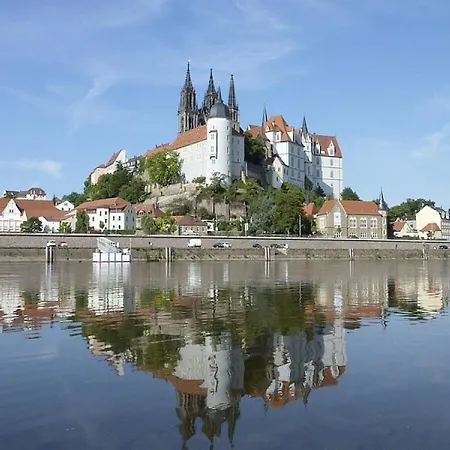 Gaartz With Elbe View