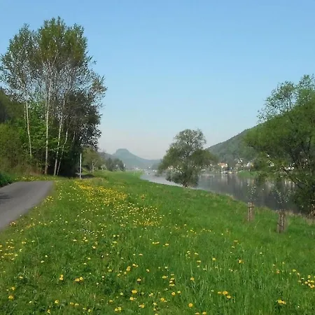 Gaartz With Elbe View